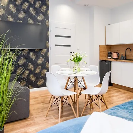 Al-dom Na Pomorskiej , 300 M Do Morza